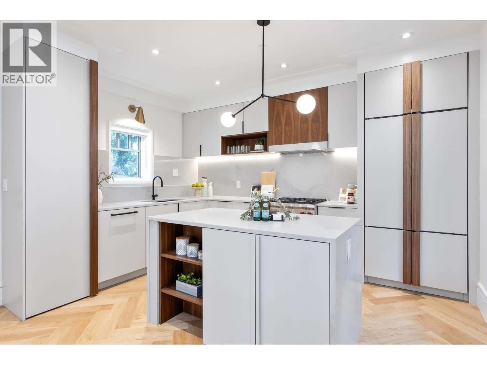 7067 CYPRESS STREET — Vancouver, British Columbia - Photo 4 of 20