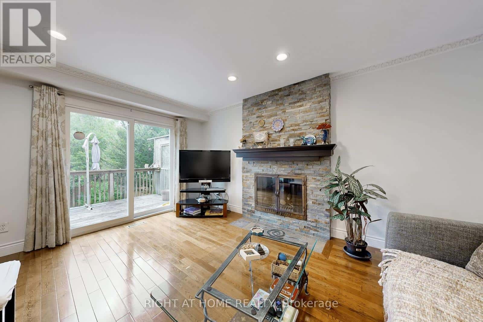 52 BRECKONWOOD CRESCENT — Markham (Aileen-Willowbrook), Ontario - Photo 3 of 50