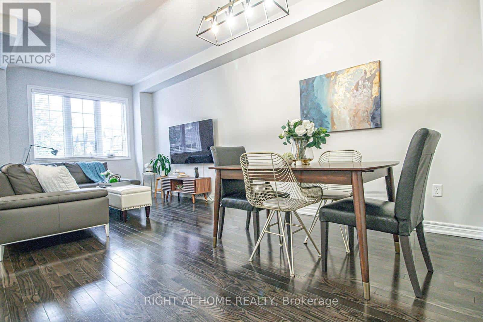 1358 GRANROCK CRESCENT — Mississauga (East Credit), Ontario - Photo 4 of 24