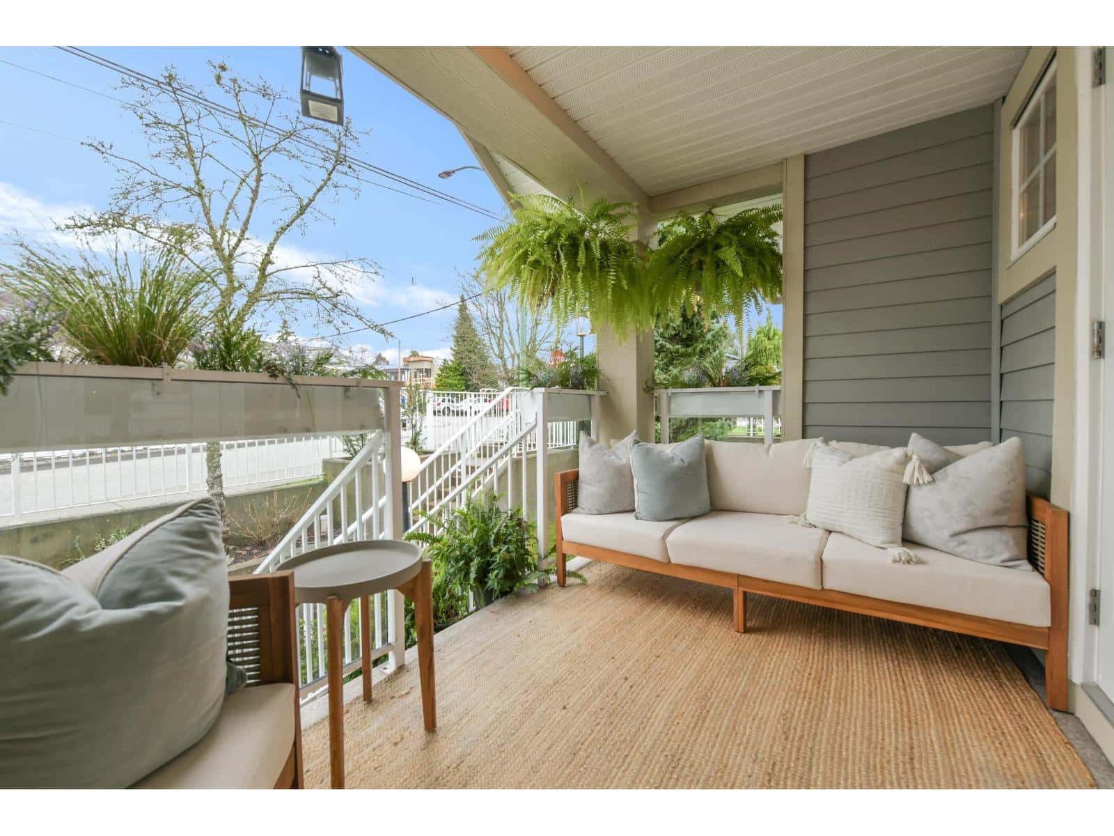 203 15621 MARINE DRIVE — White Rock, British Columbia - Photo 4 of 27