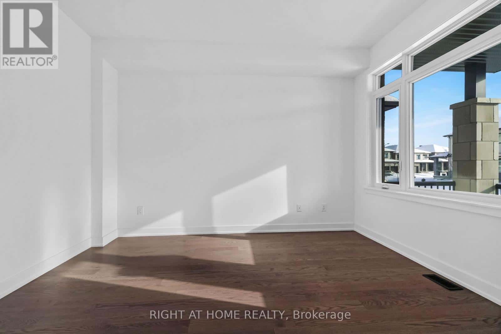 2020 ACOUSTIC WAY — Ottawa, Ontario - Photo 3 of 30