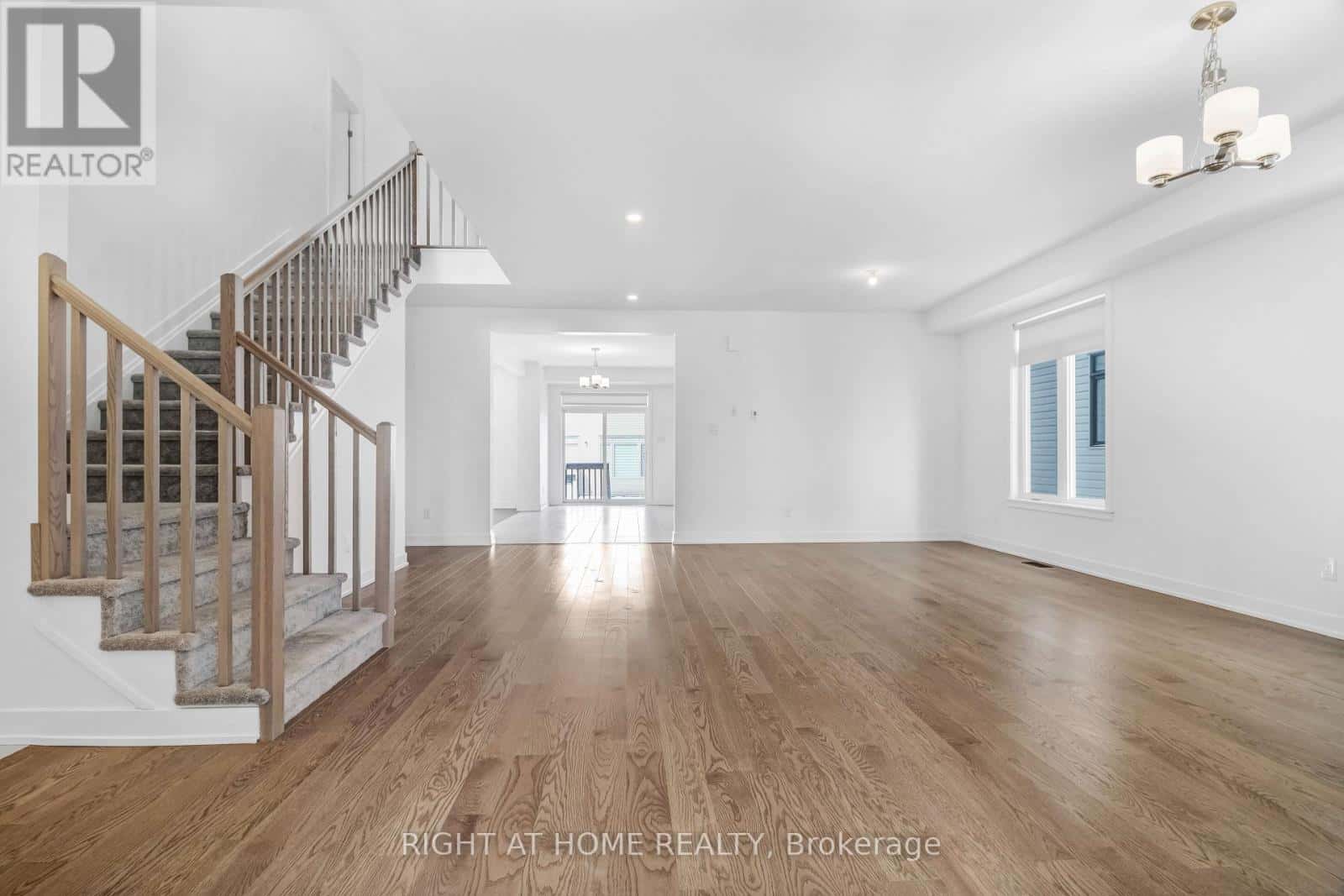 2020 ACOUSTIC WAY — Ottawa, Ontario - Photo 4 of 30