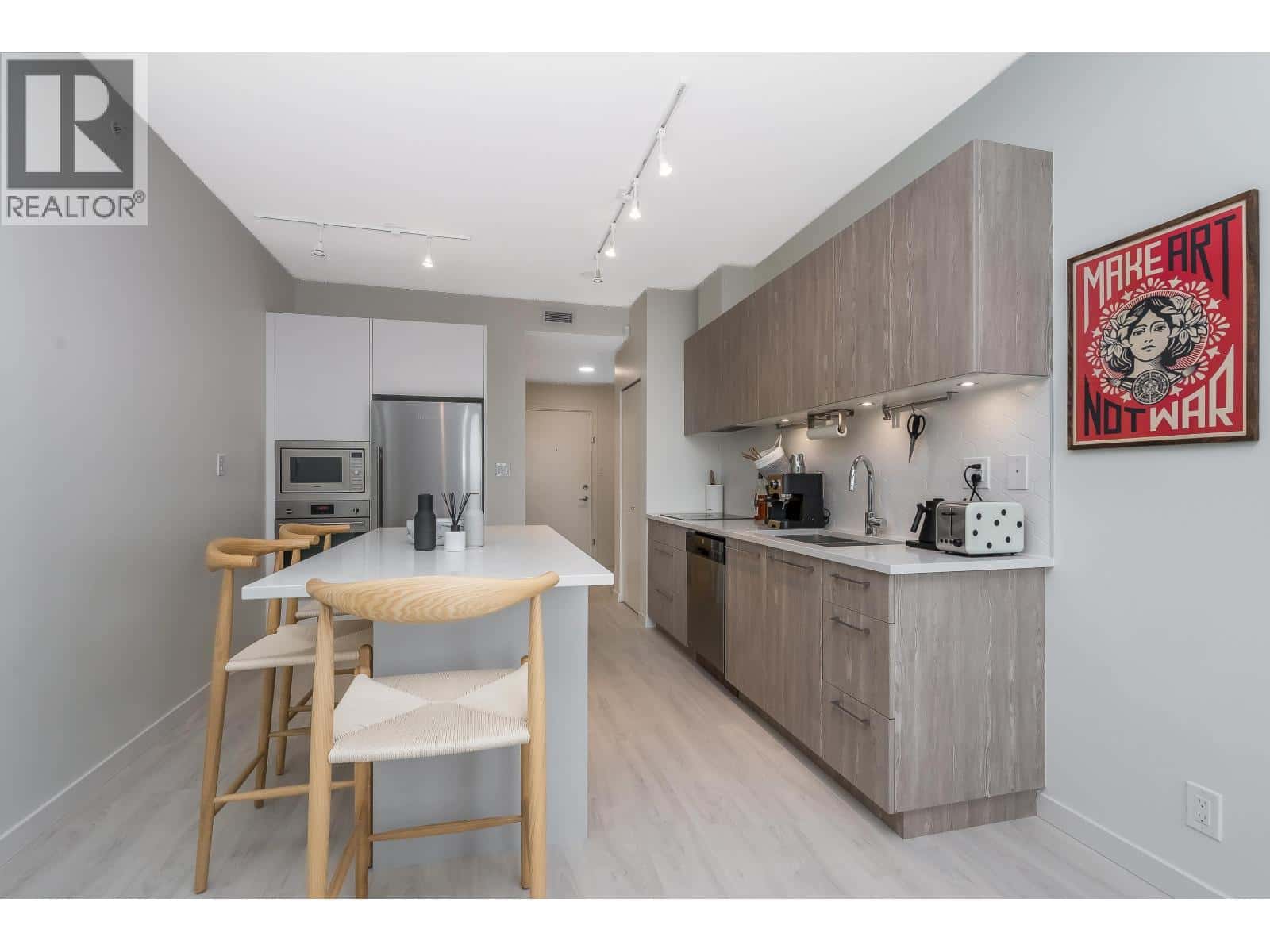 1303 691 NORTH ROAD — Coquitlam, British Columbia - Photo 3 of 28