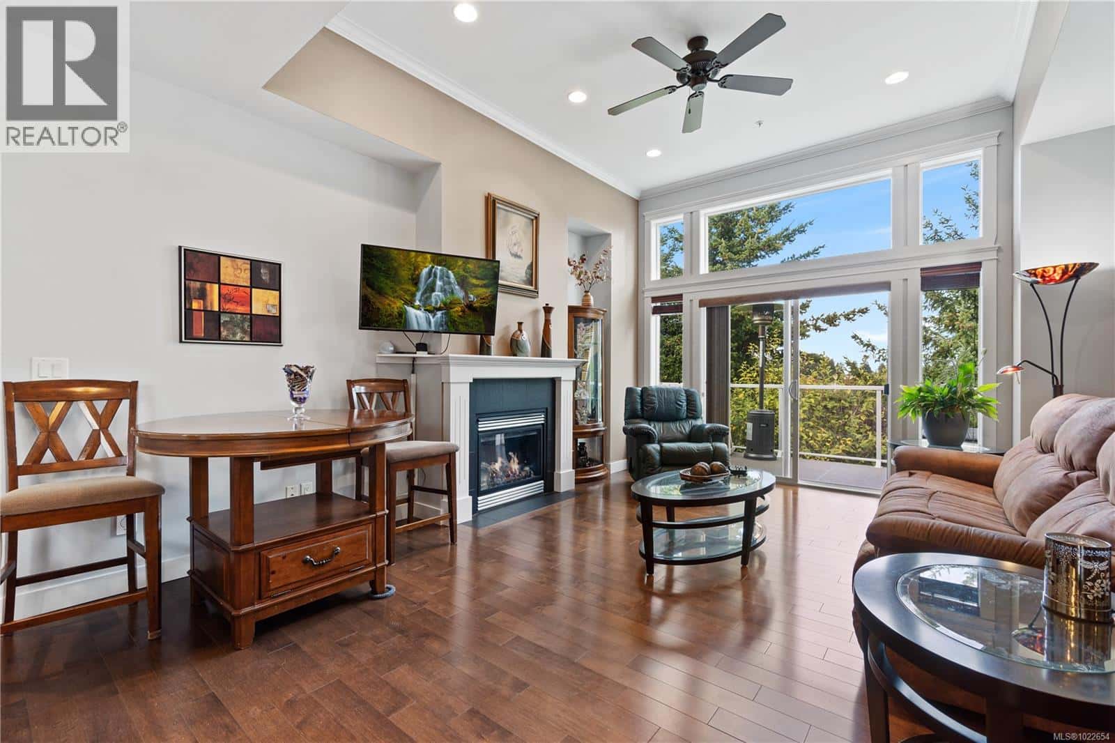 6166 Arlin Pl — Nanaimo, British Columbia - Photo 2 of 51