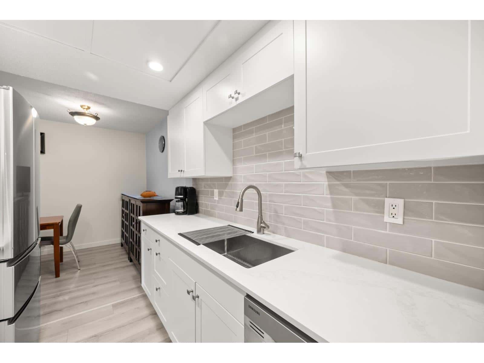 104 1320 FIR STREET — White Rock, British Columbia - Photo 3 of 37