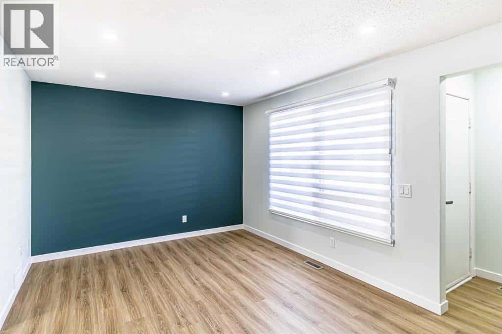 39, 100 Pennsylvania Road SE — Calgary, Alberta - Photo 4 of 25