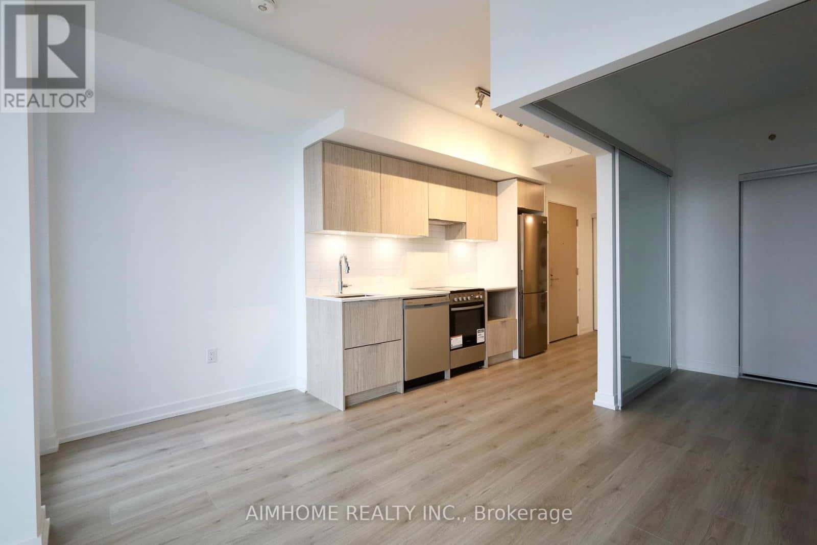 4706 - 395 BLOOR STREET E — Toronto (North St. James Town), Ontario - Photo 4 of 11