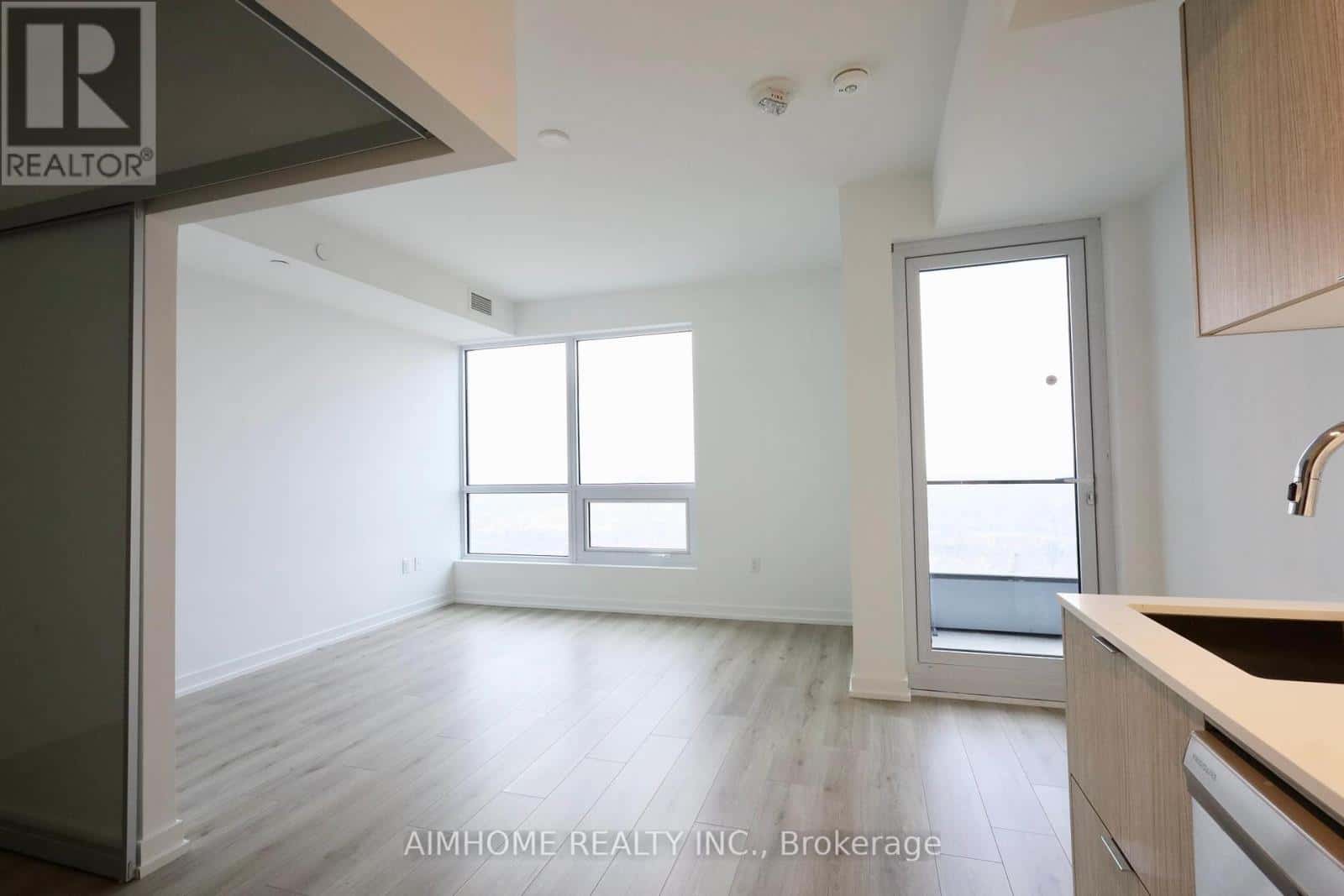 4706 - 395 BLOOR STREET E — Toronto (North St. James Town), Ontario - Photo 5 of 11