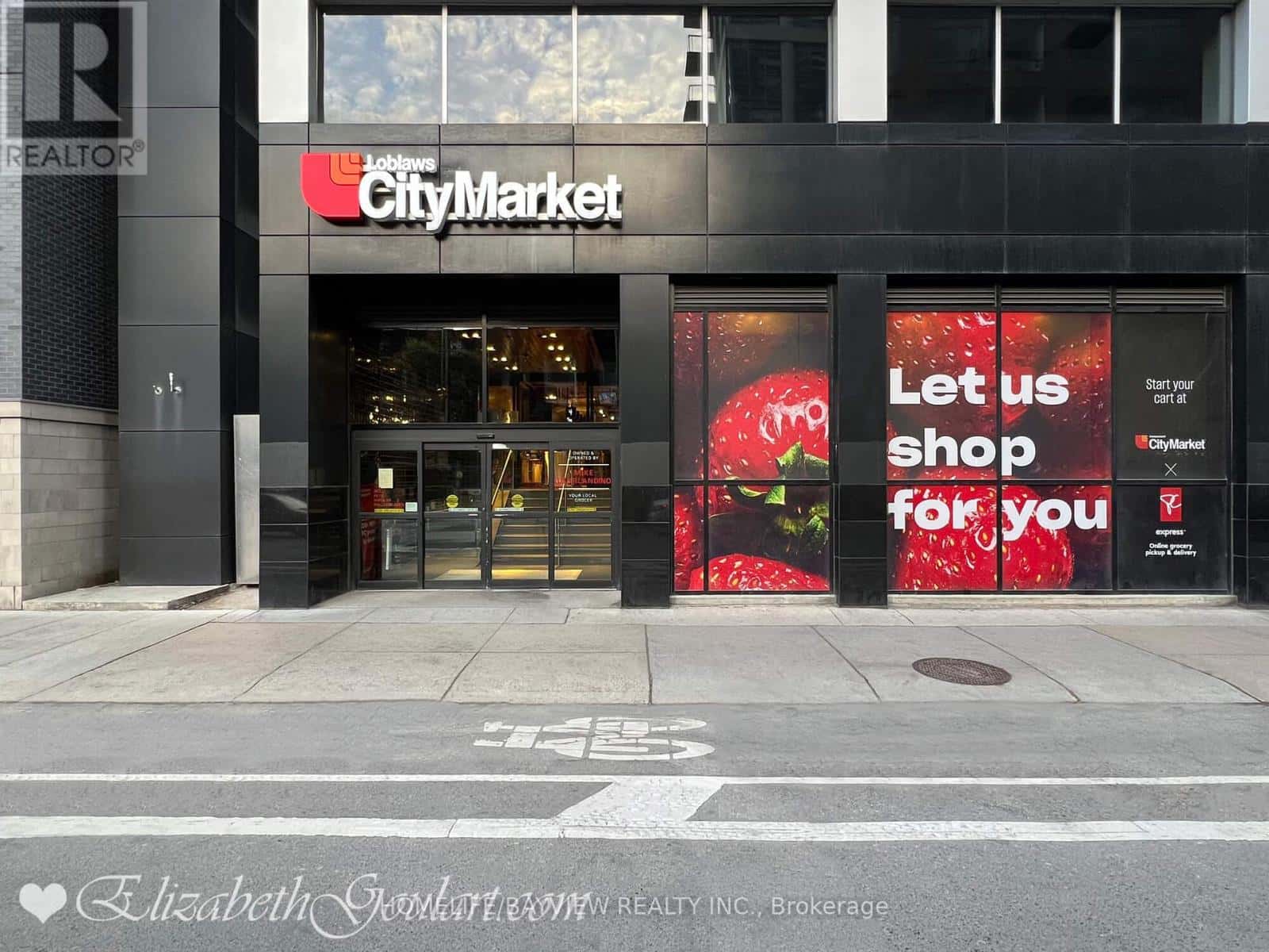 1125 - 108 PETER STREET — Toronto (Waterfront Communities), Ontario - Photo 3 of 22