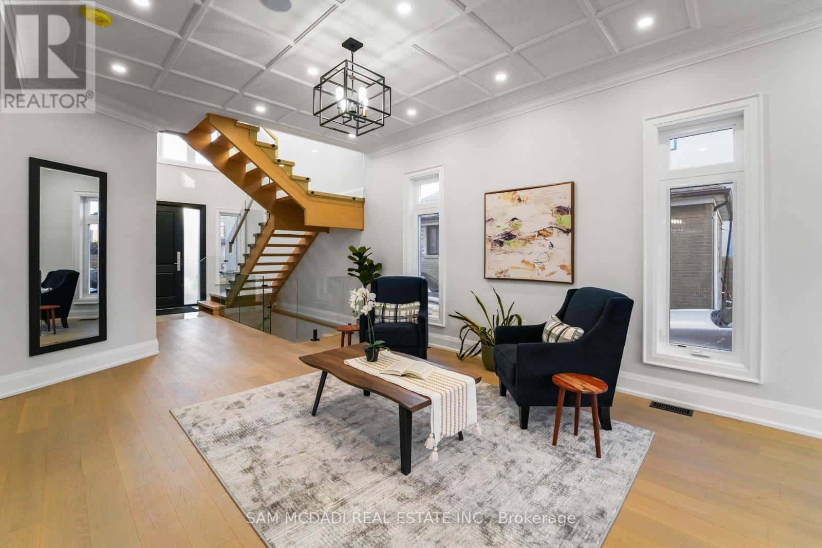 303 DELTA STREET — Toronto (Alderwood), Ontario - Photo 5 of 50