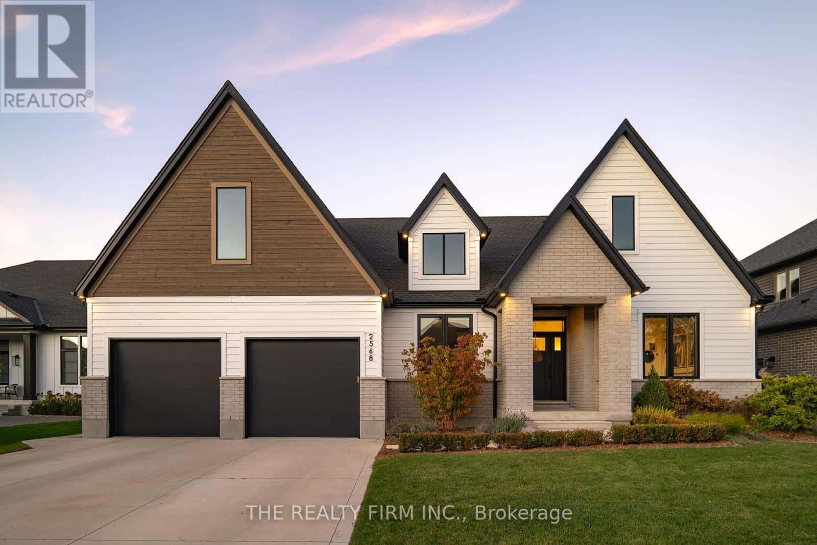 2568 LUCAS AVENUE — Strathroy-Caradoc (Mount Brydges), Ontario - Photo 3 of 50