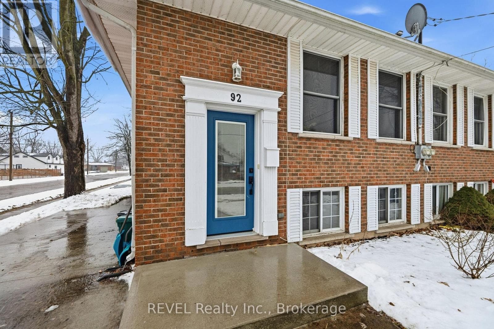 92 LAVINIA STREET — Fort Erie (Central), Ontario - Main photo