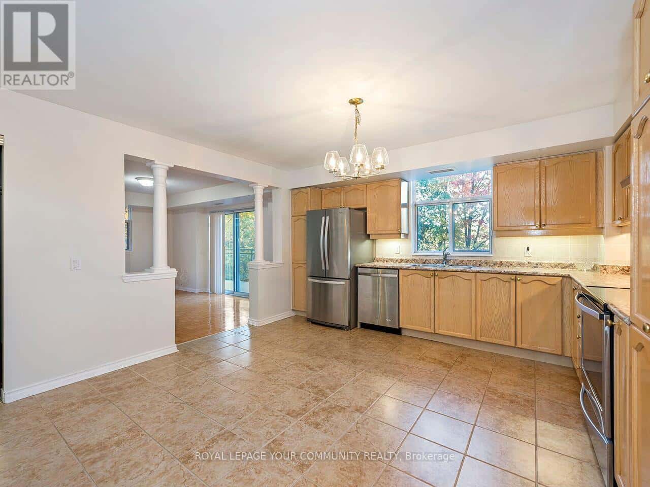 202 - 2506 RUTHERFORD ROAD — Vaughan (Maple), Ontario - Photo 3 of 42