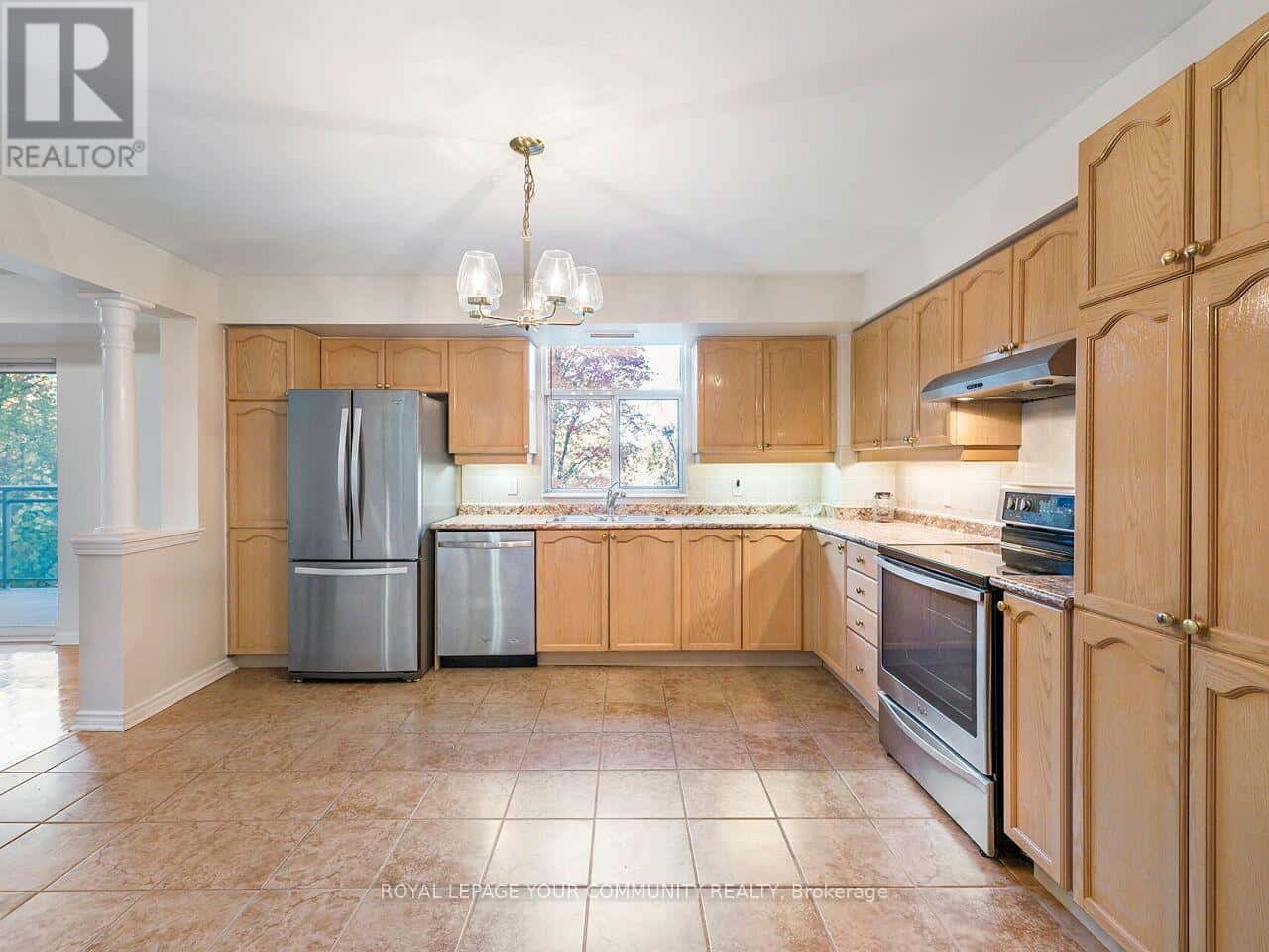 202 - 2506 RUTHERFORD ROAD — Vaughan (Maple), Ontario - Photo 5 of 42