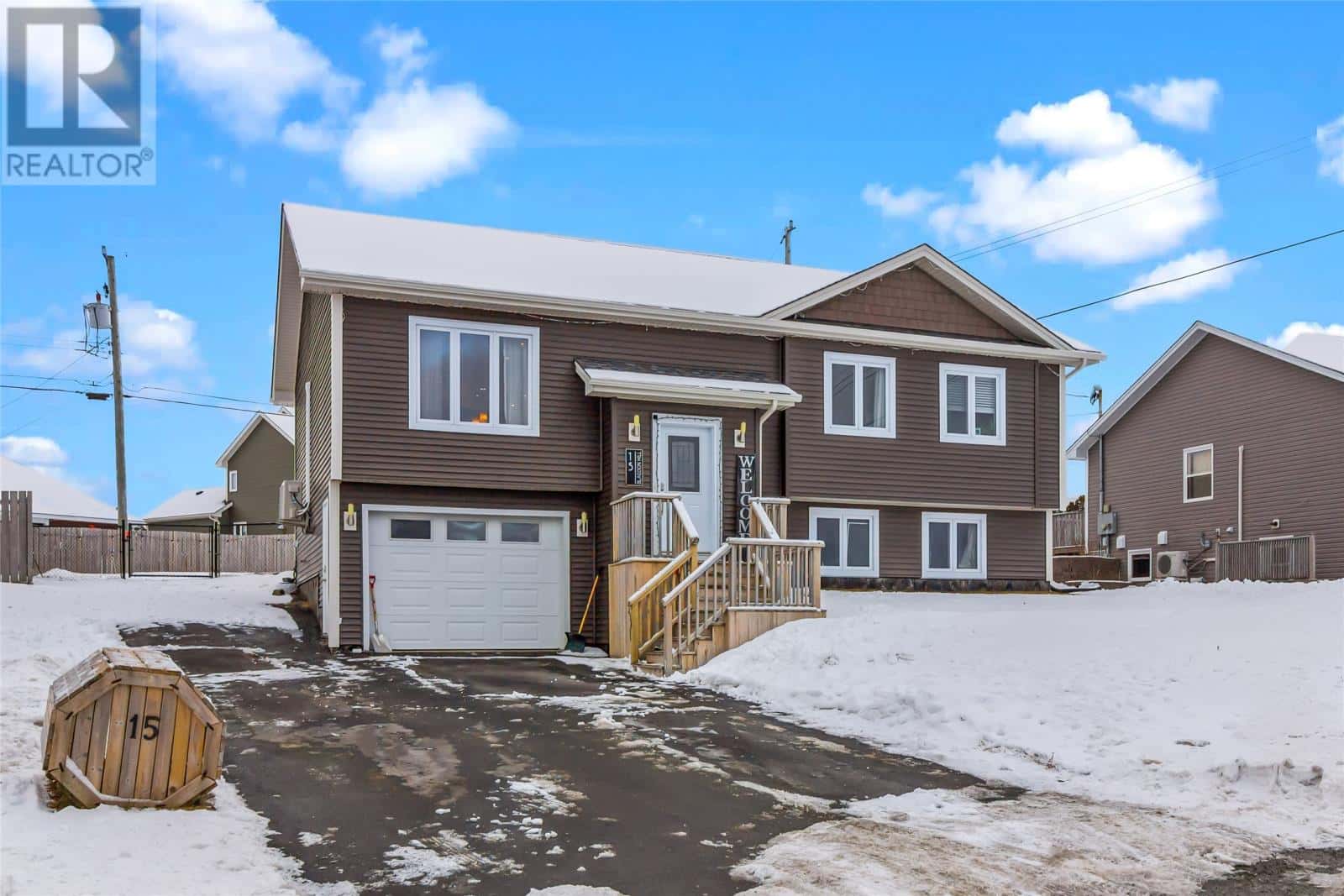 15 Blagdon Hill — Portugal Cove, Newfoundland & Labrador - Photo 2 of 42