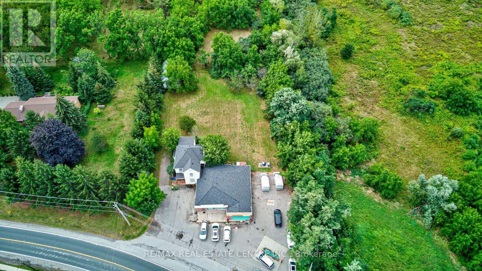 407-409 MAIN STREET W — Grimsby (Grimsby West), Ontario - Photo 5 of 13