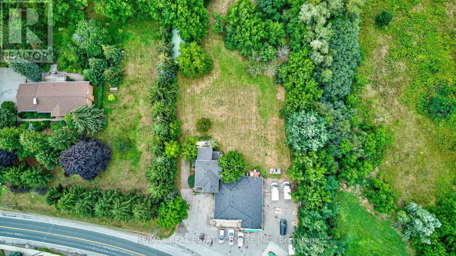 407-409 MAIN STREET W — Grimsby (Grimsby West), Ontario - Photo 4 of 11