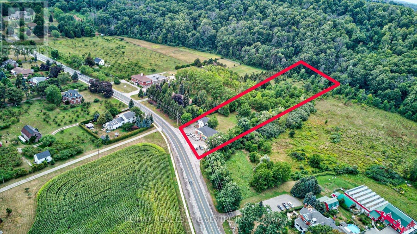 407-409 MAIN STREET W — Grimsby (Grimsby West), Ontario - Photo 5 of 11