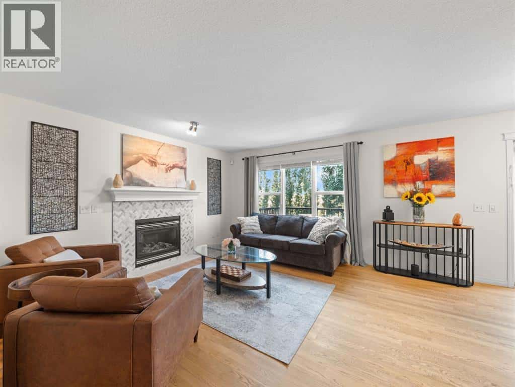 97 Evansbrooke Way NW — Calgary, Alberta - Photo 3 of 48