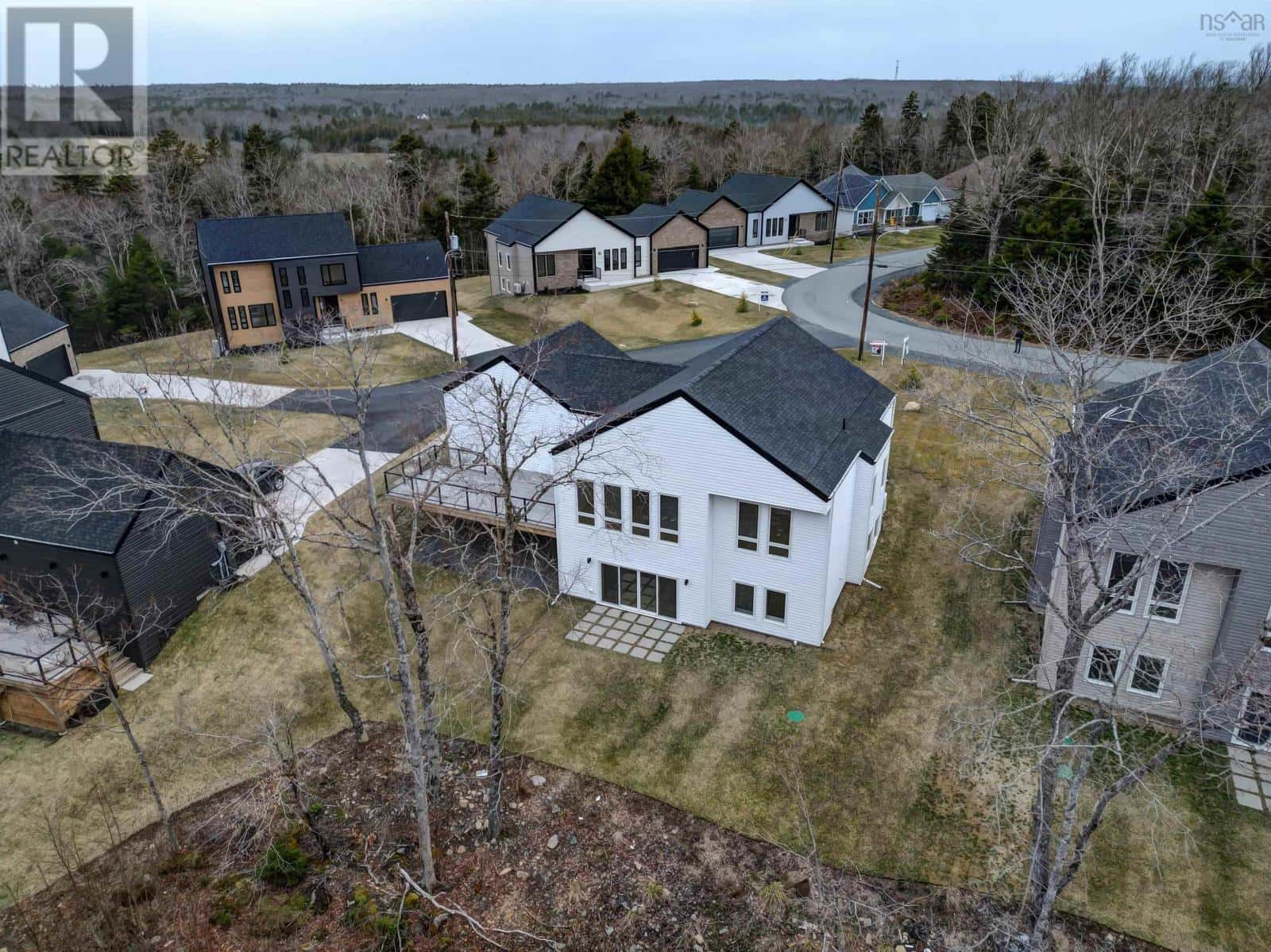 2 Merion Court — Hammonds Plains, Nova Scotia - Photo 4 of 43