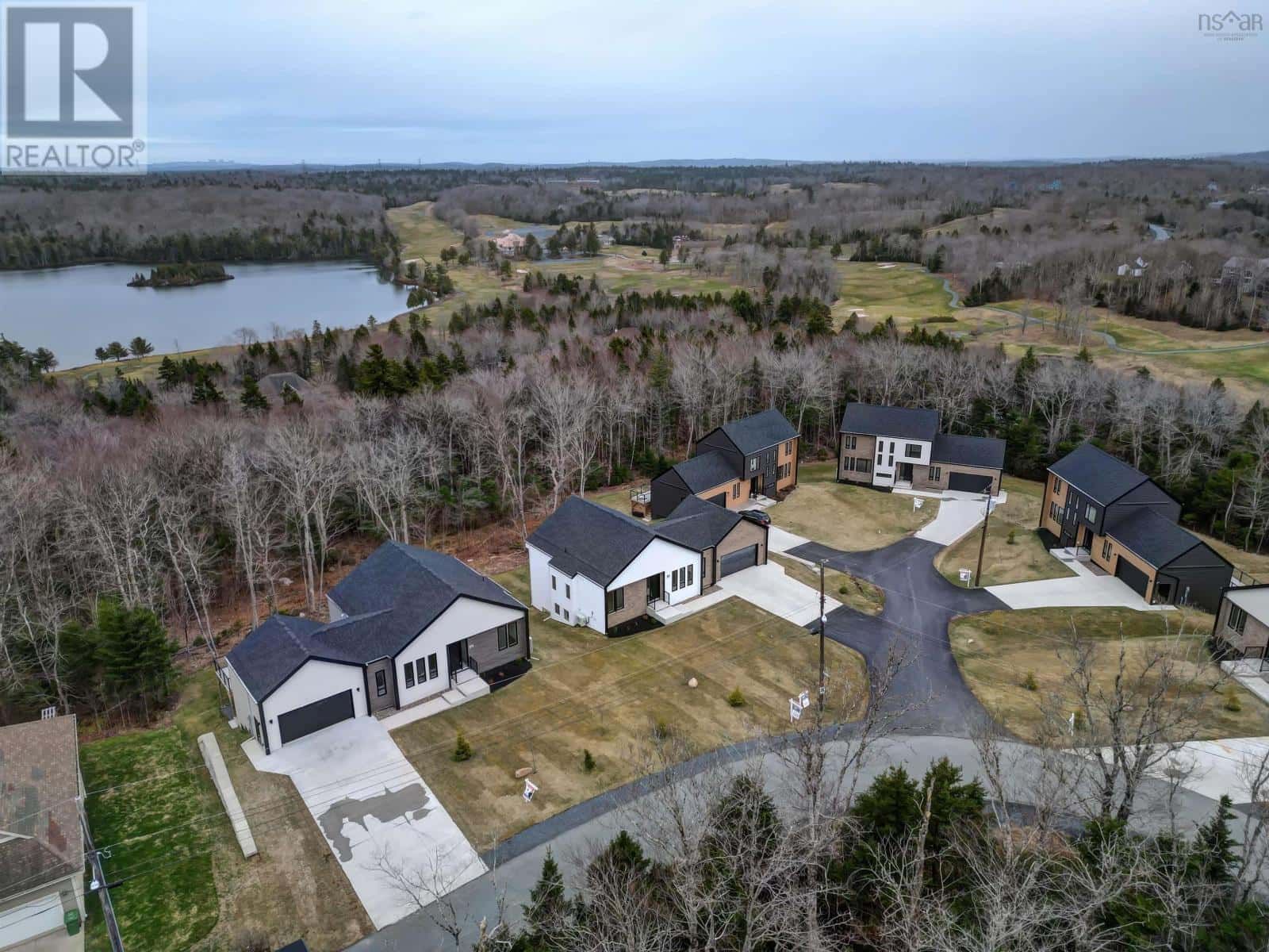 2 Merion Court — Hammonds Plains, Nova Scotia - Photo 5 of 43