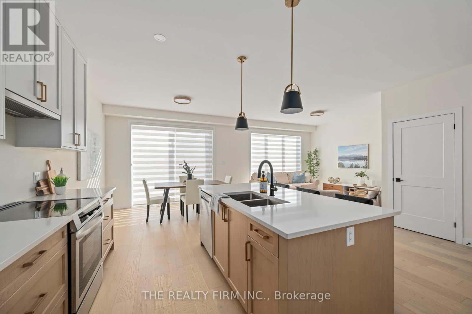 2172 SADDLEROCK AVENUE — London North (North S), Ontario - Photo 4 of 36