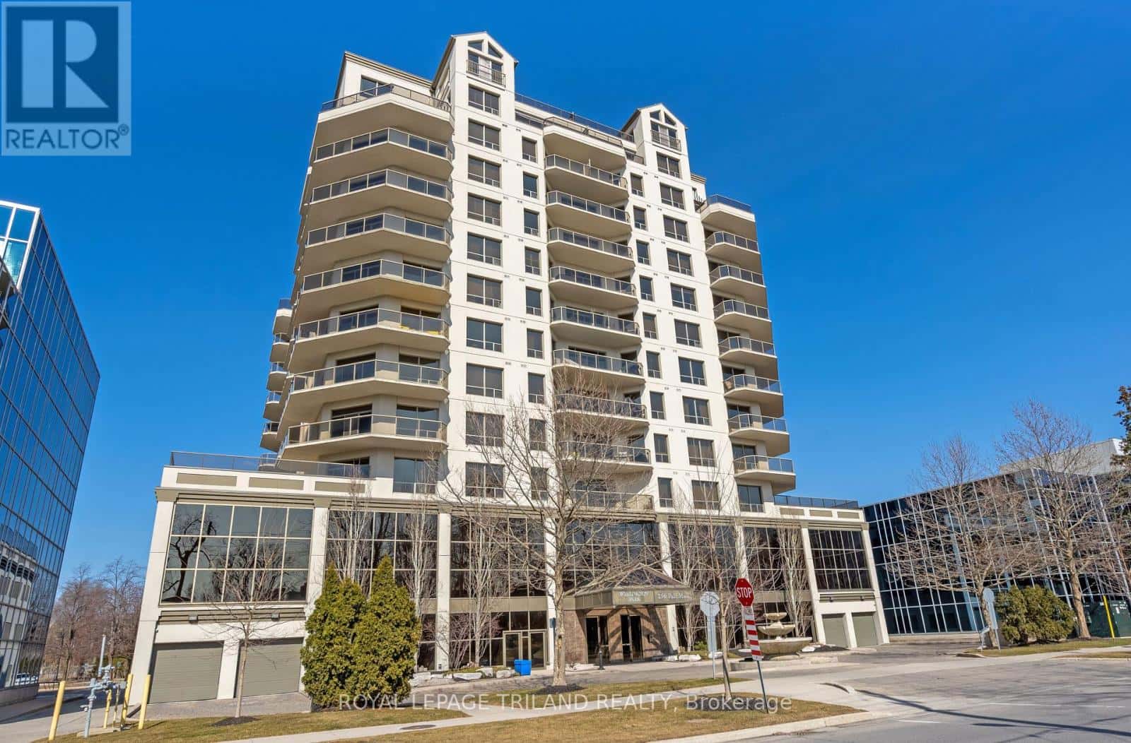 1202 - 250 PALL MALL STREET — London East (East F), Ontario - Photo 3 of 42