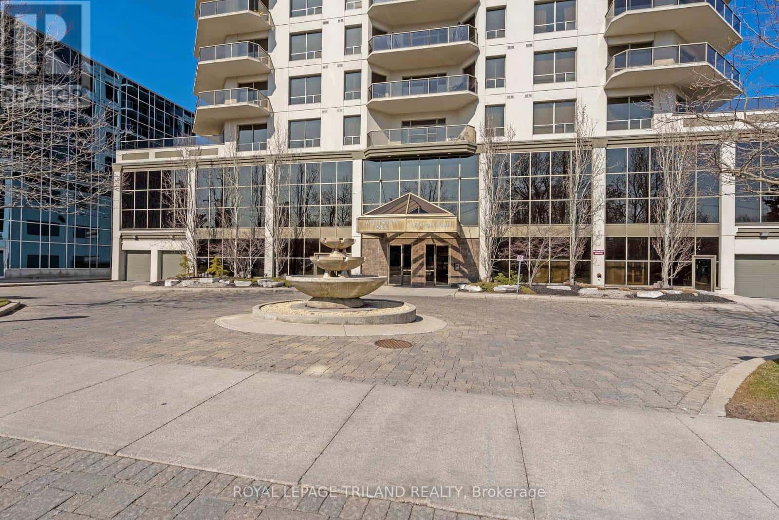 1202 - 250 PALL MALL STREET — London East (East F), Ontario - Photo 4 of 42