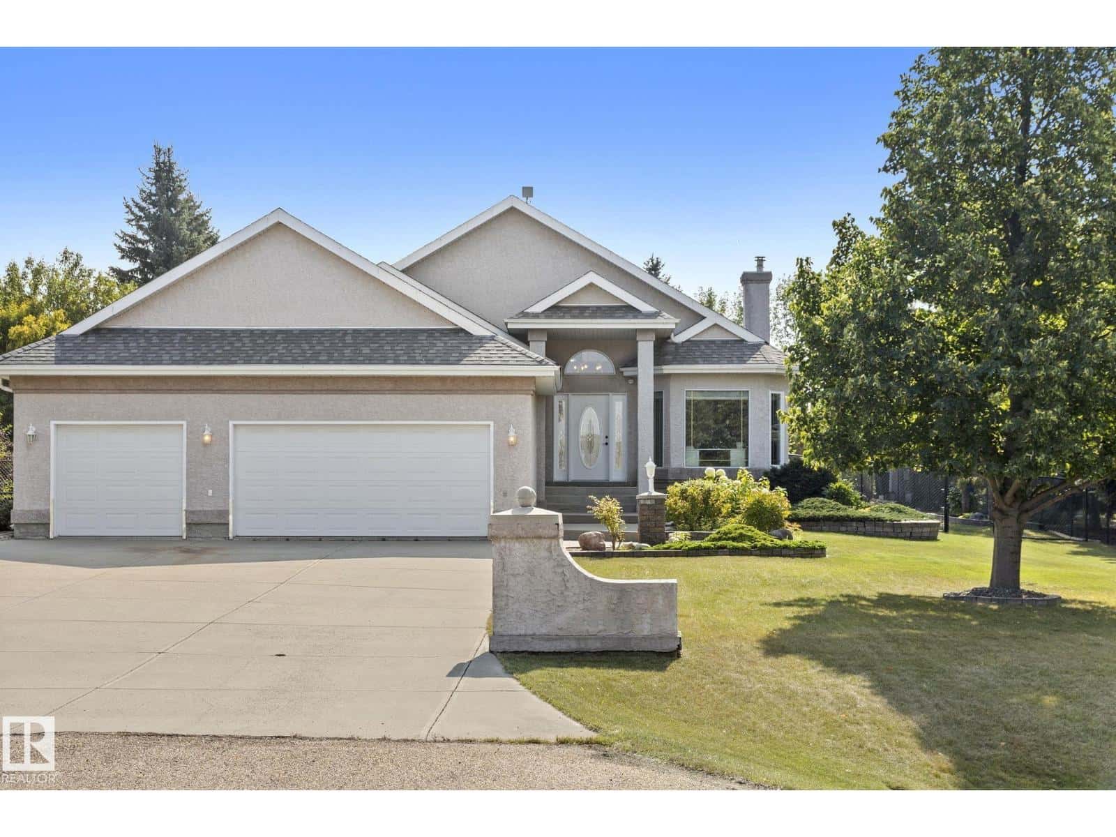 #66 53302 RGE ROAD 261 — Rural Parkland County, Alberta - Photo 2 of 75