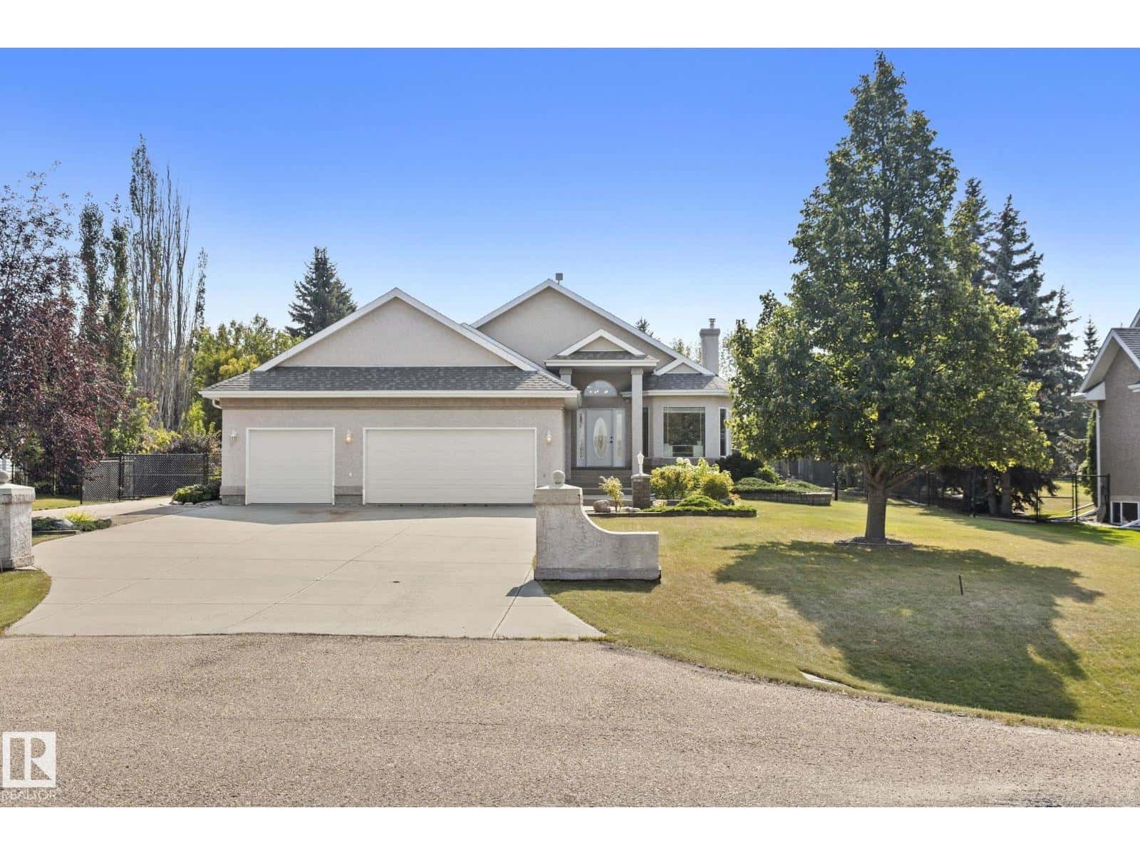 #66 53302 RGE ROAD 261 — Rural Parkland County, Alberta - Photo 3 of 75