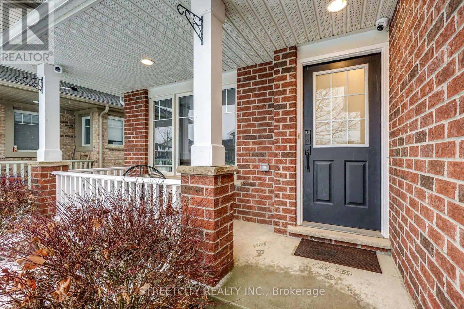 105 PENHALE AVENUE S — St. Thomas, Ontario - Photo 2 of 50