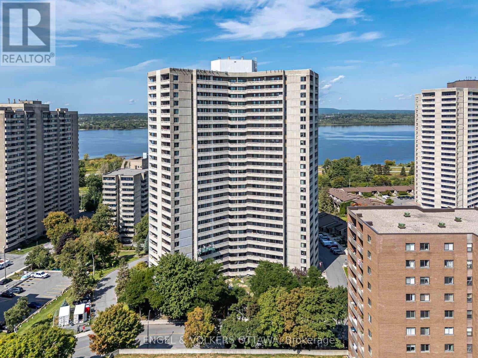 606 - 1171 AMBLESIDE DRIVE — Ottawa, Ontario - Photo 2 of 42