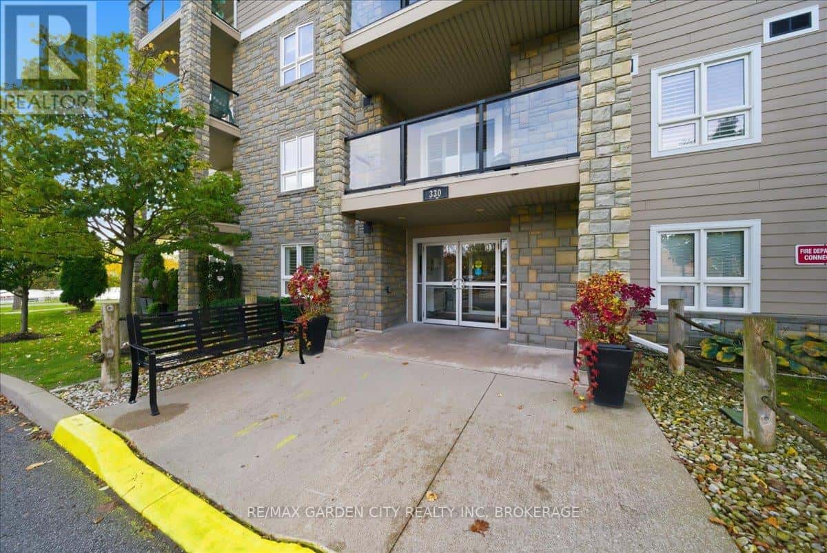 1402 - 330 PRINCE CHARLES DRIVE S — Welland (Broadway), Ontario - Photo 4 of 34