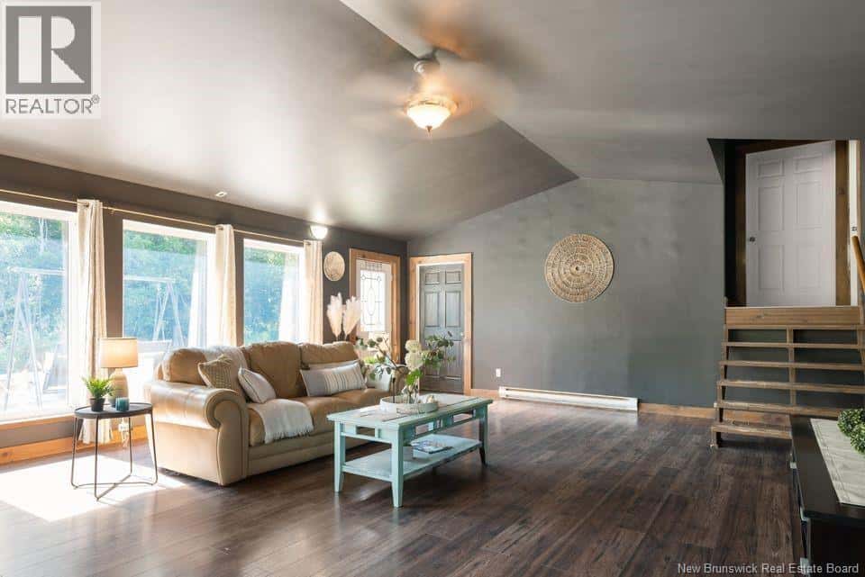 291 Haut St-Antoine — Sainte-Marie-De-Kent, New Brunswick - Photo 3 of 28