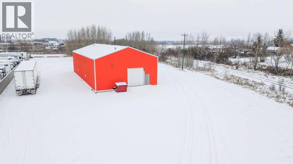 4204 50 Avenue — Stettler - Photo 5 of 18