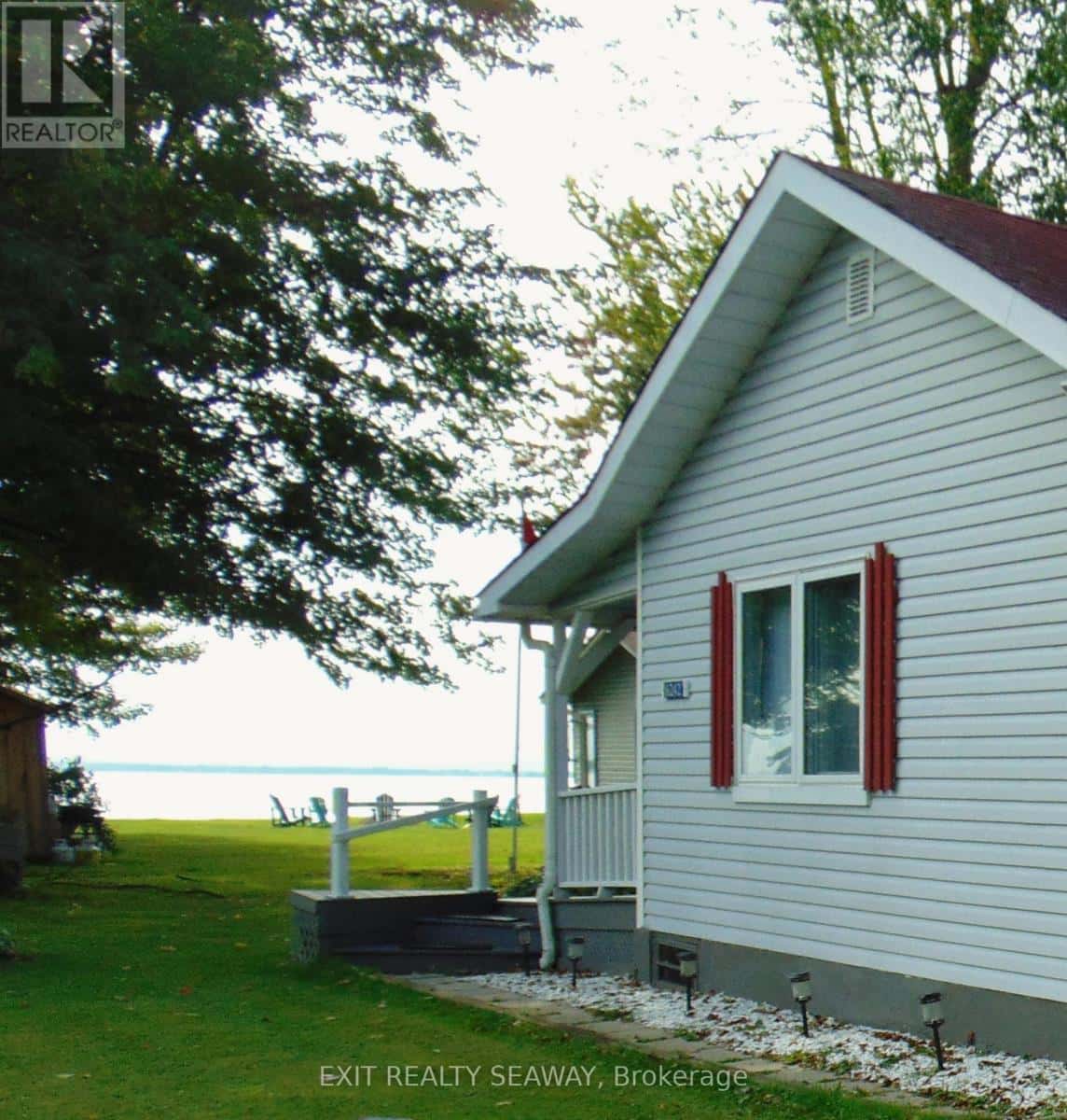 6242 MAPLE AVENUE — South Glengarry, Ontario - Photo 4 of 18