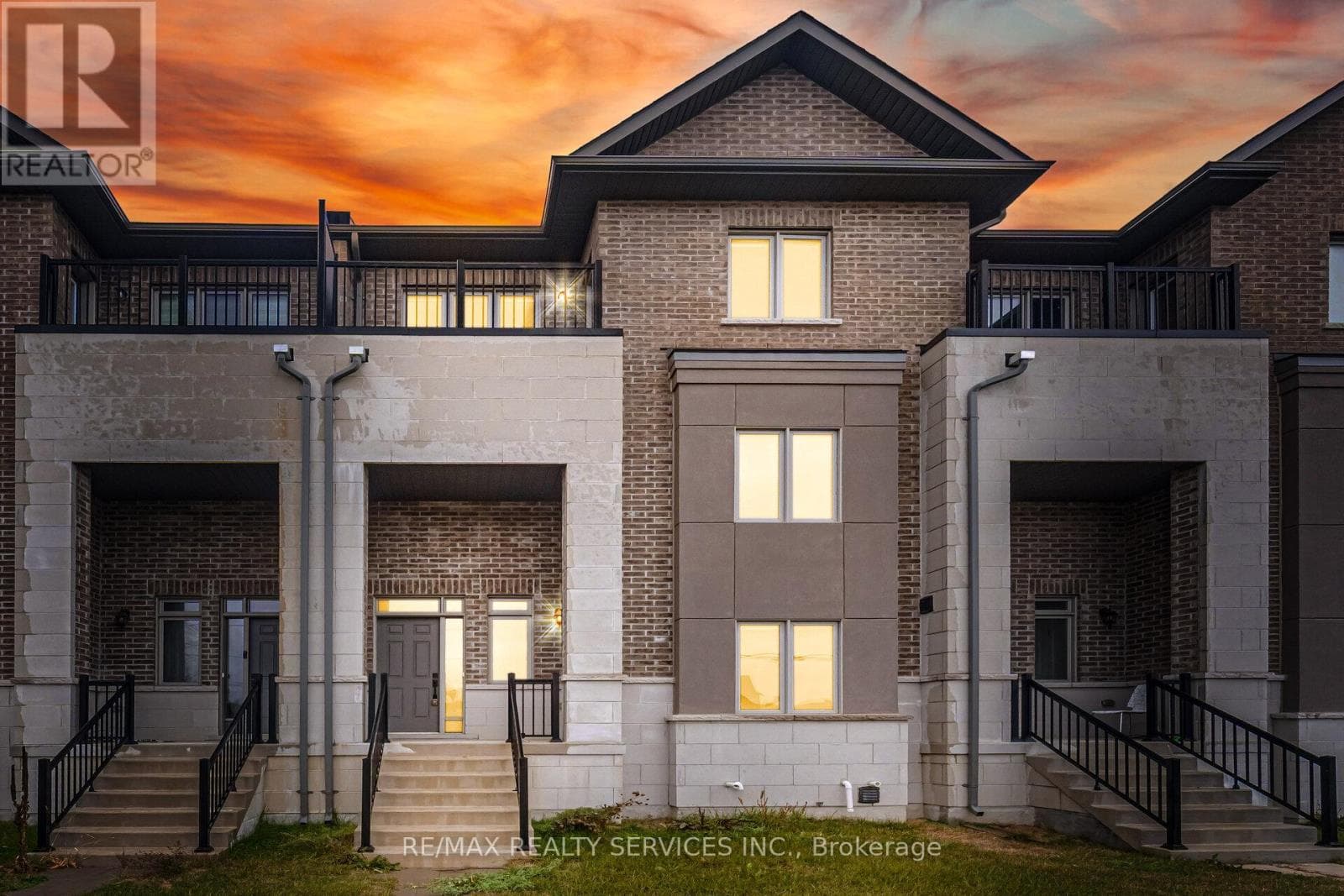 24 ALAN WILLIAMS TRAIL — Uxbridge, Ontario - Main photo