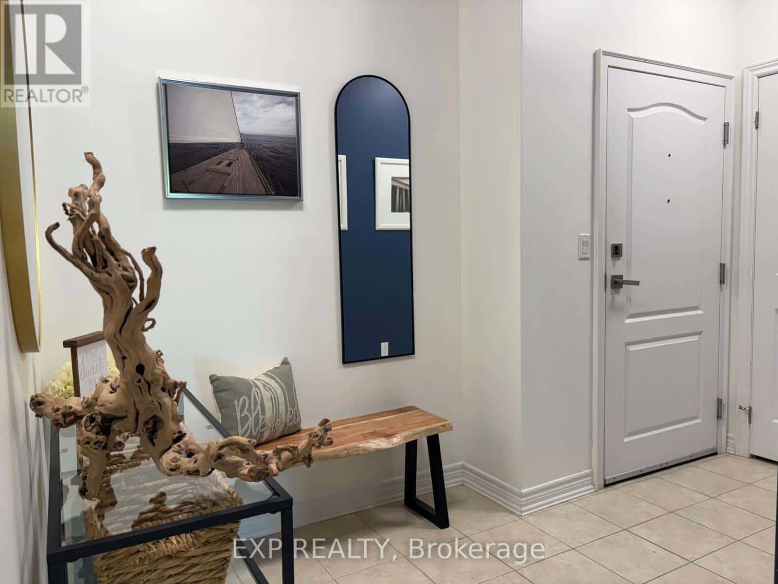 102 - 1 CHAMBERLAIN CRESCENT — Collingwood, Ontario - Photo 2 of 12