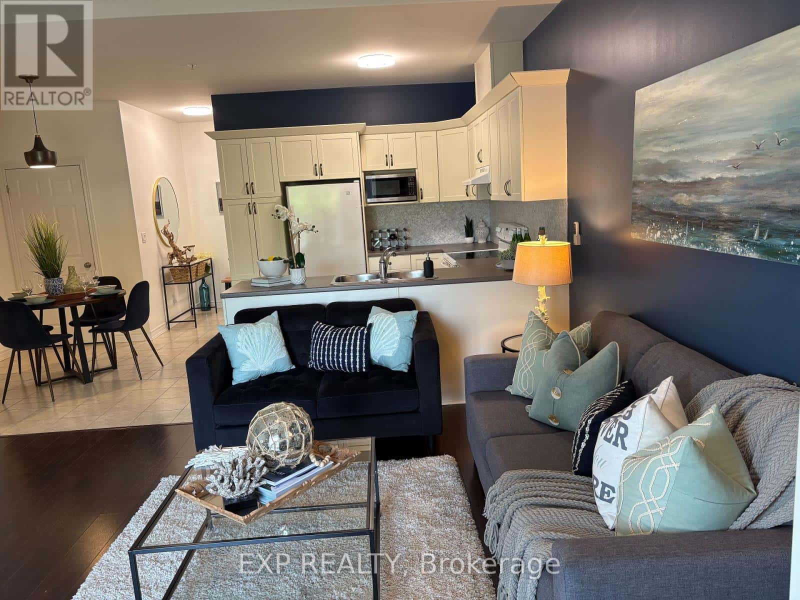 102 - 1 CHAMBERLAIN CRESCENT — Collingwood, Ontario - Photo 4 of 12