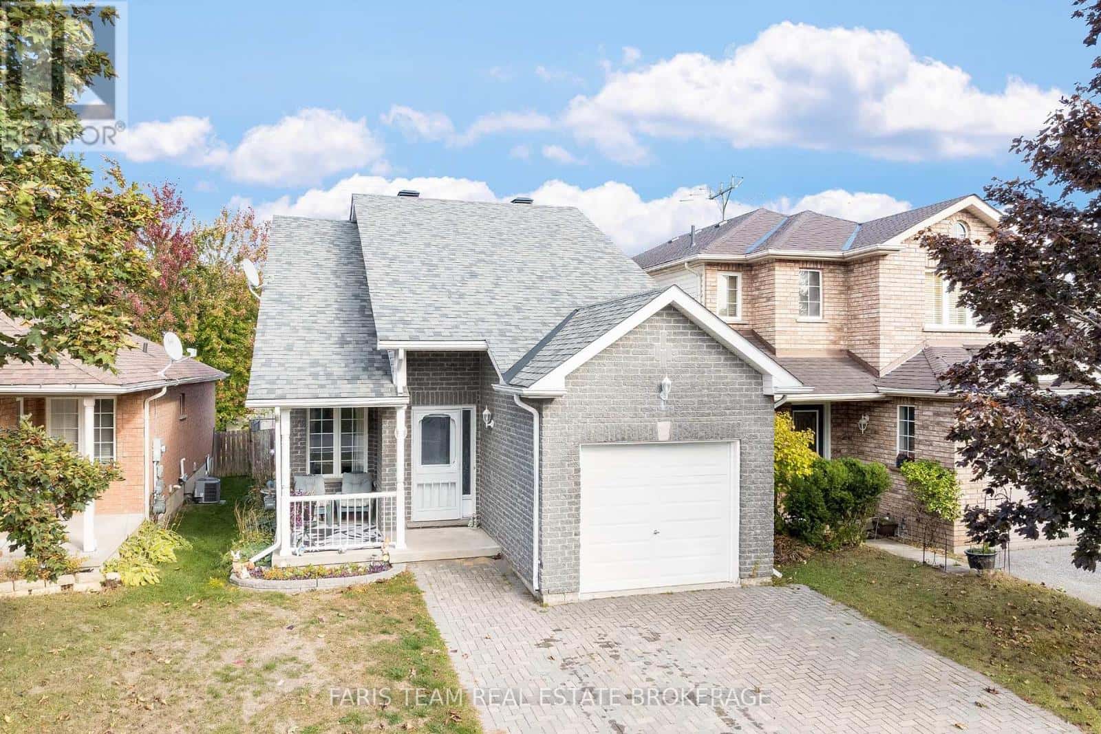 9 JULIA CRESCENT — Orillia, Ontario - Photo 3 of 35