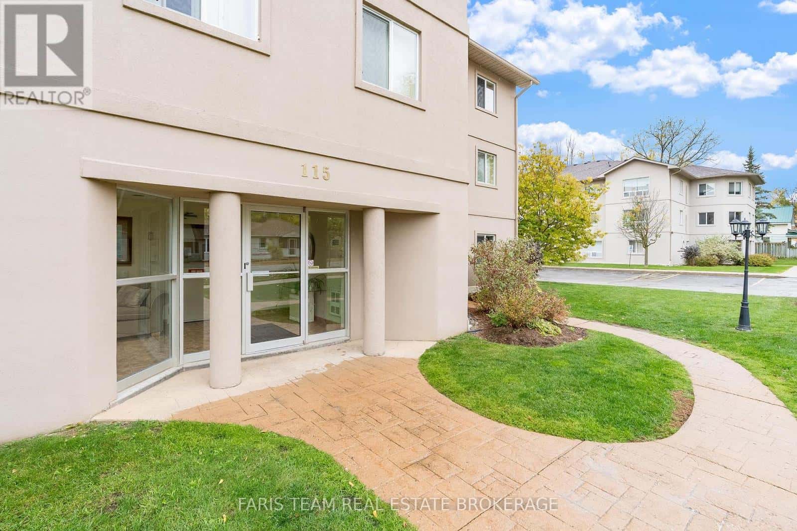 101 - 115 BOND STREET — Orillia, Ontario - Photo 4 of 30