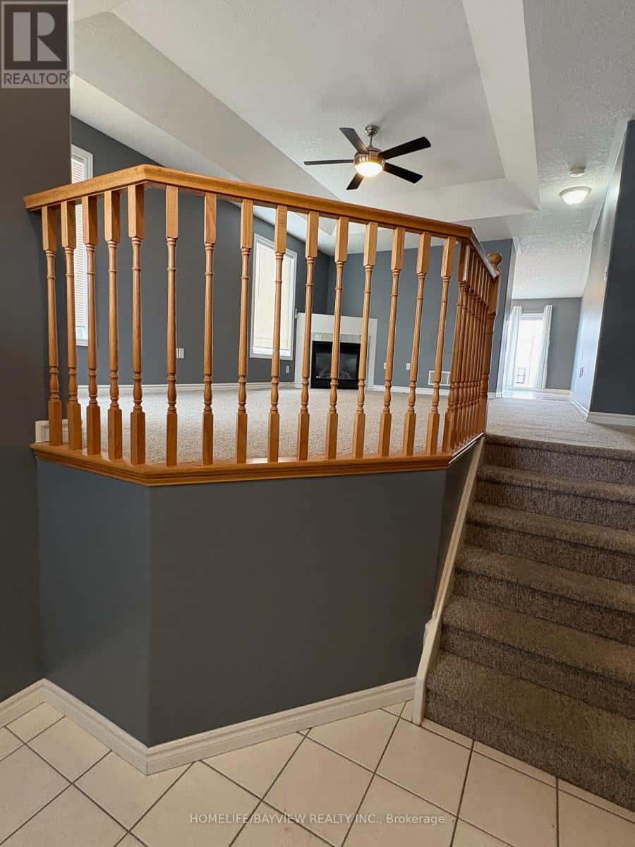 4 QUINLAN ROAD — Barrie (Georgian Drive), Ontario - Photo 4 of 24