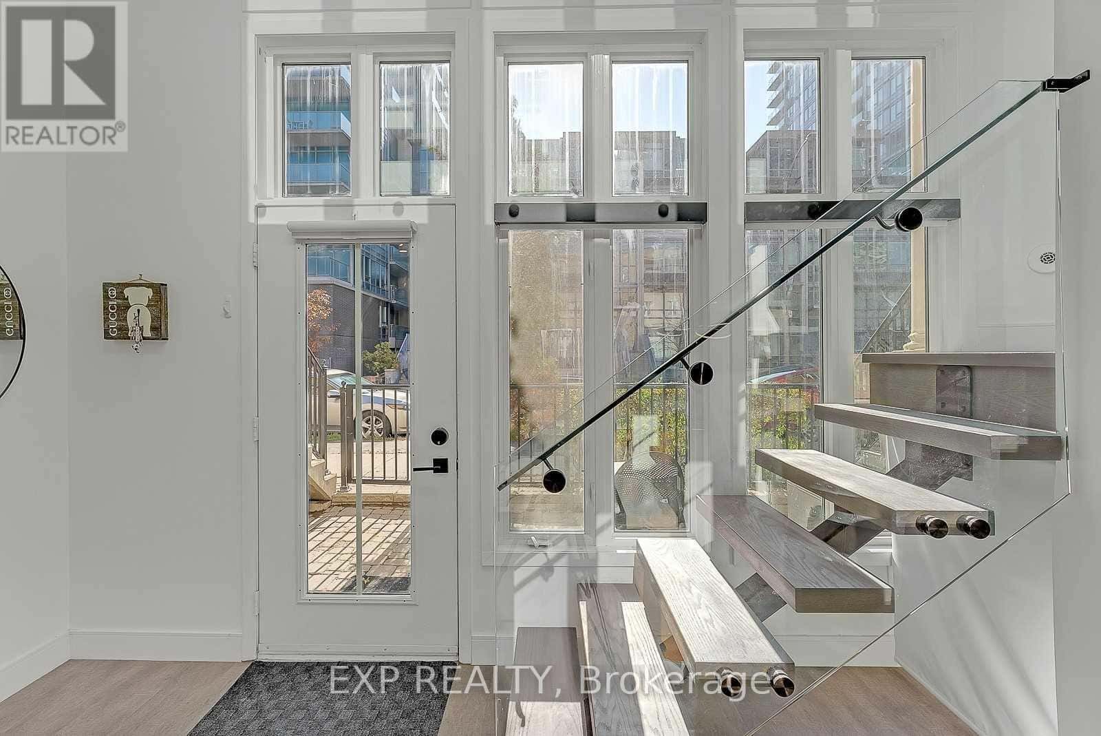 1111 - 50 EAST LIBERTY STREET — Toronto (Niagara), Ontario - Photo 3 of 31