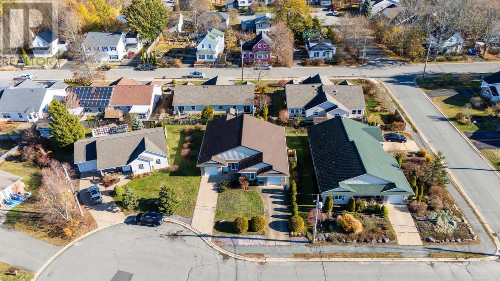 7 Harris Place — Wolfville, Nova Scotia - Photo 4 of 28