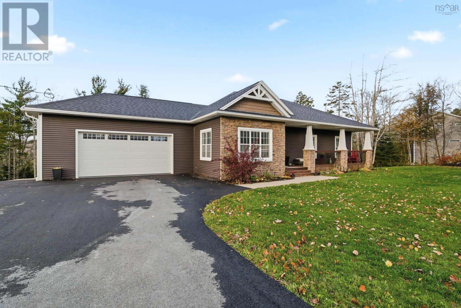 254 Laurel Ridge Drive — Beaver Bank, Nova Scotia - Photo 3 of 48