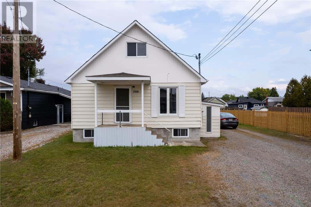 266 Albert Street — Espanola, Ontario - Photo 2 of 22