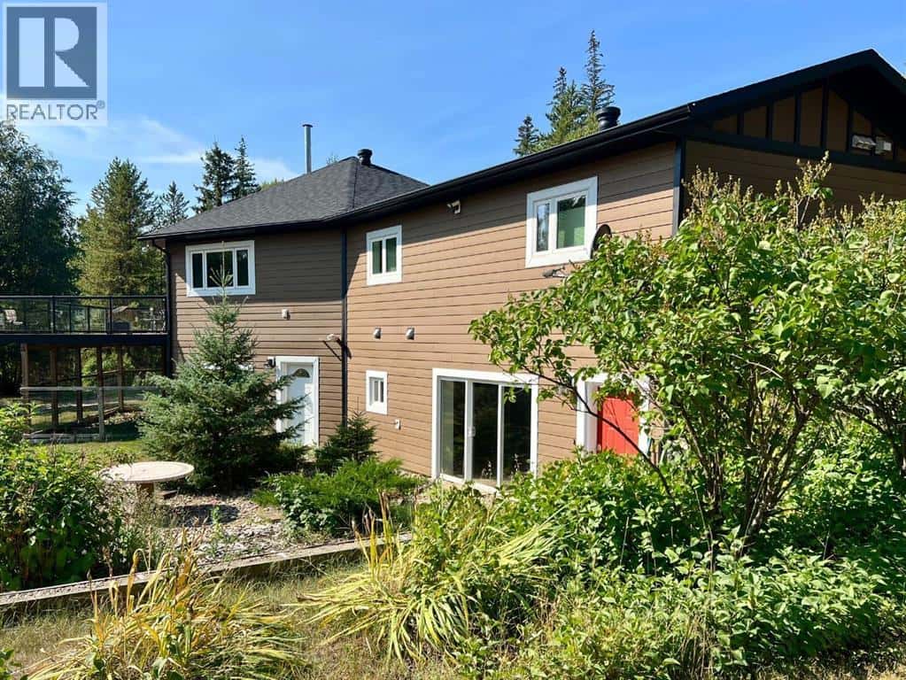 703010 Range Road 63 — Rural Grande Prairie No. 1, County of, Alberta - Photo 4 of 50