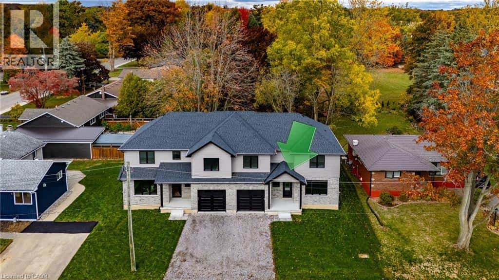 5 MAPLE Avenue — Port Dover, Ontario - Photo 2 of 29