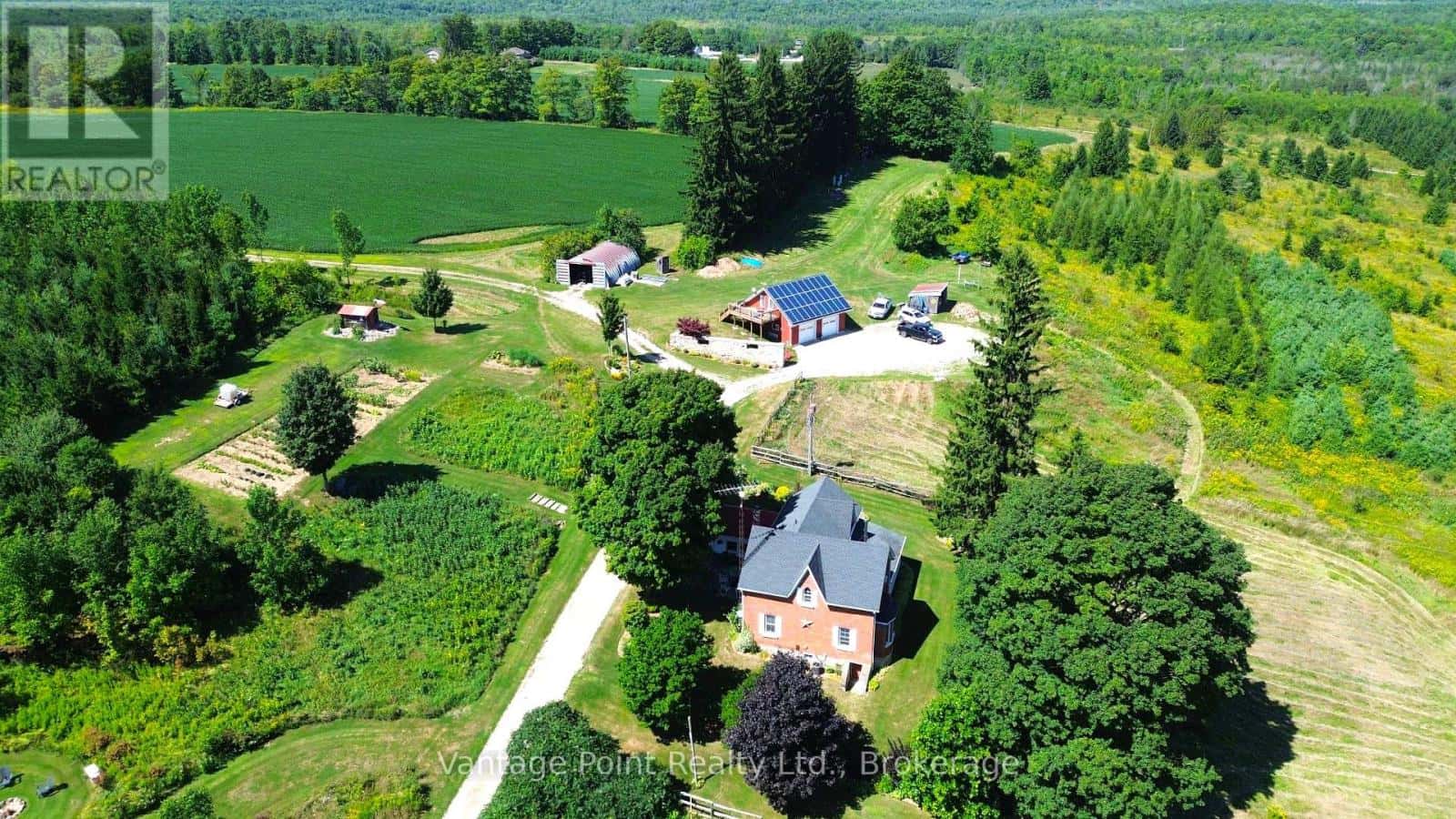 557440 4TH CONCESSION S — Meaford, Ontario - Photo 2 of 50