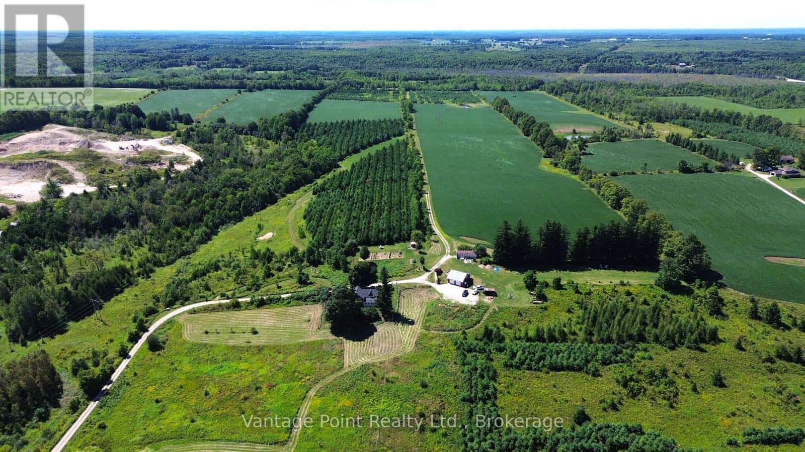 557440 4TH CONCESSION S — Meaford, Ontario - Photo 5 of 50